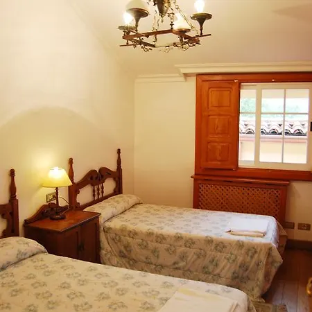 La Casa De Don Alfonso Cerdedo